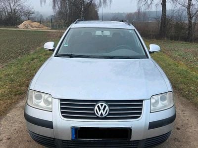 Second-hand VW Passat 102 CP (75 kW) 2004 Argintiu Break