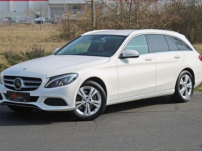 Gebraucht Mercedes C250 Avantgarde 204 PS (150 kW) 2015 Weiß Limousine