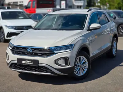 Gebraucht VW T-Roc Life 150 PS (110 kW) 2023 Ascotgrau SUV