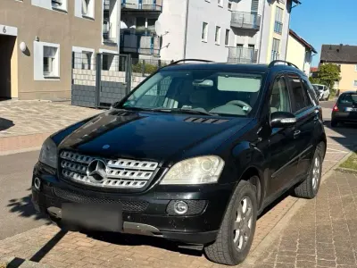 Brugt Mercedes ML350 224 HK (164 kW) 2006 Sort SUV