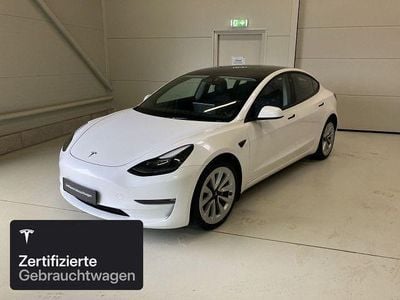 Weiß Gebraucht 2022 Tesla Model 3 Long Range AWD Limousine | 27.800 € (Fairer Preis)