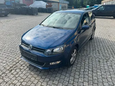 Gebraucht VW Polo 90 PS (66 kW) 2013 Blau Kleinwagen