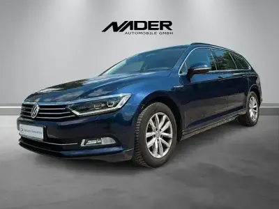 Gebraucht VW Passat Comfortline 150 PS (110 kW) 2017 Blau Kombi