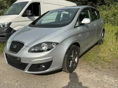 Gebraucht Seat Altea 4You 105 PS (77 kW) 2014 Silber Limousine