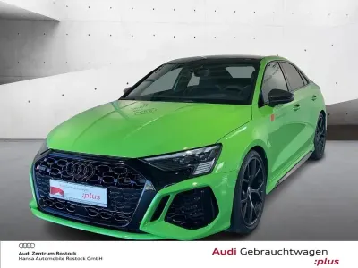 Gebraucht Audi RS3 Sport 400 PS (294 kW) 2024 Grün Limousine
