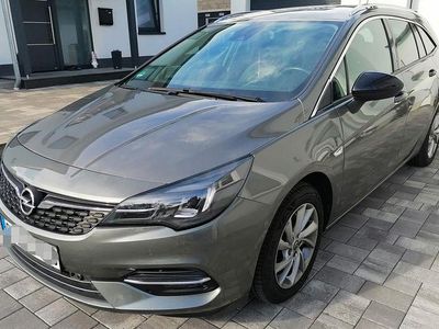 Gebraucht Opel Astra Design & Tech 131 PS (96 kW) 2021 Grau Kombi