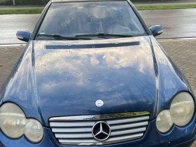 Mercedes C180