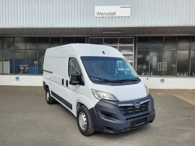 Używany Opel Movano 140 KM (102 kW) 2022 Biały Van