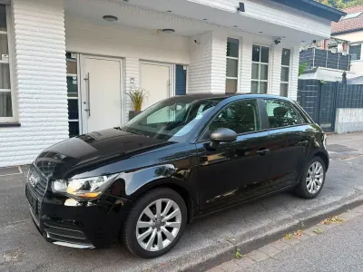 Gebraucht Audi A1 Sportback Sport 86 PS (63 kW) 2014 Schwarz Kleinwagen