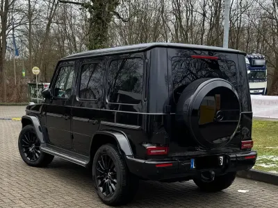 Gebraucht Mercedes G400 AMG 350 PS (257 kW) 2023 Schwarz SUV