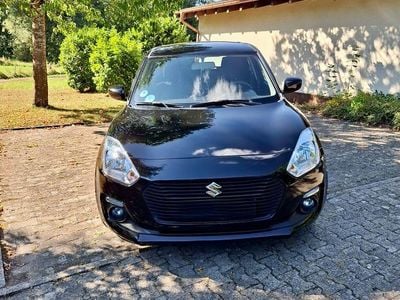 Second-hand Suzuki Swift Comfort 90 CP (66 kW) 2019 Negru Hatchback