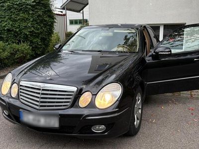 Mercedes E280