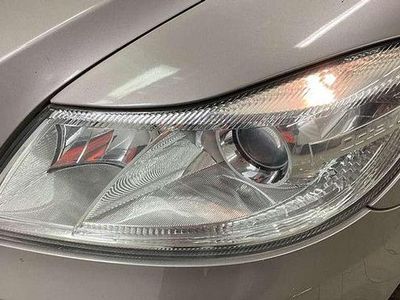 Bezova capuccino/capuccino bei Gebraucht 2013 Skoda Octavia Best of Kombi | 4.290 € (Etwas zu teuer)