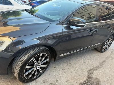 Grau Gebraucht 2014 Volvo XC60 SUV | 14.000 €