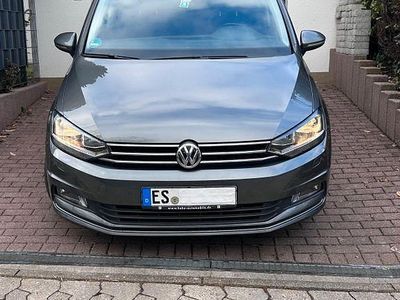 Gebraucht VW Touran Sound 116 PS (85 kW) 2017 Grau Van / Kleinbus