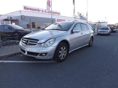 Silber Gebraucht 2006 Mercedes R320 Van / Kleinbus | 2.999 € (Guter Preis)