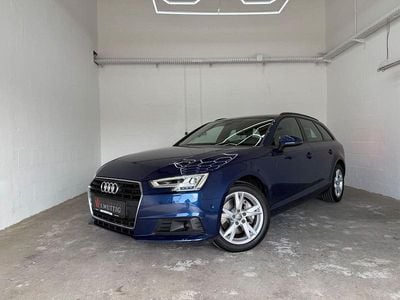 Gebraucht Audi A4 Basis 190 PS (139 kW) 2018 Blau Kombi