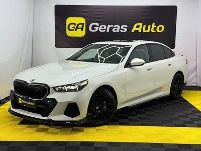 Gebraucht BMW 530 Sport Line 258 PS (189 kW) 2024 Weiß Limousine