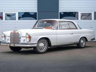 Gebraucht Mercedes W111 120 PS (88 kW) 1963 Weiß Coupé