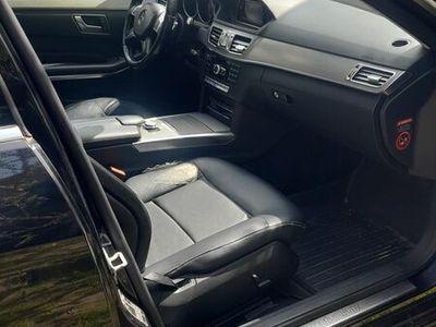 gebraucht Mercedes E200 Kombi 7-Sitzer