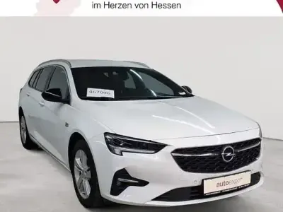 Used Opel Insignia Elegance 174 HP (127 kW) 2023 White Estate