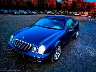 Second-hand Mercedes CLK320 AMG line 218 CP (160 kW) 2000 Albastru Cabrio