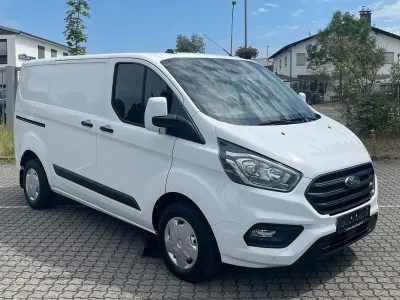 Gebraucht Ford Transit Custom 131 PS (96 kW) 2022 Weiß Van