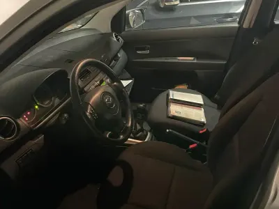 Gebraucht Mazda 2 80 PS (58 kW) 2006 Grau Kleinwagen