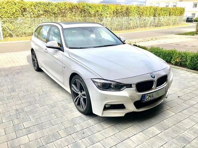 Gebraucht BMW 320 M Sport 190 PS (139 kW) 2015 Weiß Kombi