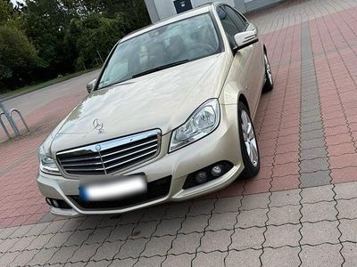 Gebraucht Mercedes C180 120 PS (88 kW) 2013 Gold Limousine