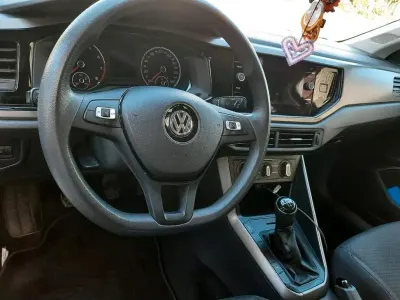 Gebraucht VW Polo Comfortline 95 PS (69 kW) 2020 Schwarz Kleinwagen