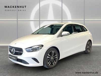 Gebraucht Mercedes B200 Advanced 163 PS (119 kW) 2024 Weiss Van / Kleinbus