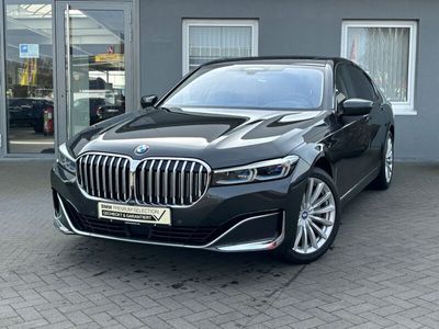 BMW 750