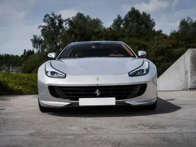 Gebraucht Ferrari GTC4Lusso 689 PS (506 kW) 2017 Silber Kombi