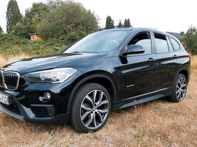 gebraucht BMW X1 sDrive 18d Panoramaschiebedach & Lenkradheizung