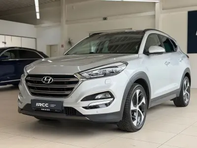 Gebraucht Hyundai Tucson Premium 185 PS (136 kW) 2015 Silber SUV