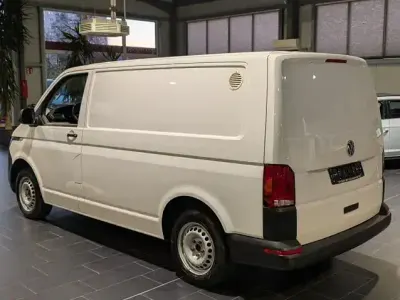 Używany VW Transporter 110 KM (80 kW) 2021 Biały Van