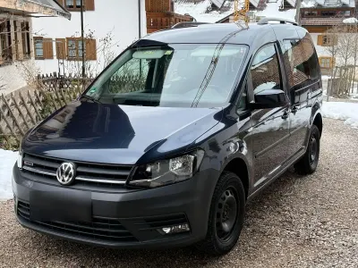 Gebraucht VW Caddy 122 PS (89 kW) 2019 Blau Van / Kleinbus