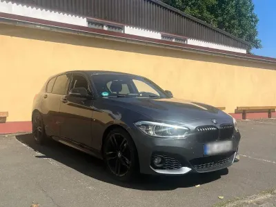 Gebraucht BMW 116 M Sport 109 PS (80 kW) 2017 Grau Kleinwagen
