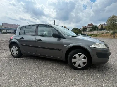 Gebraucht Renault Mégane II 98 PS (72 kW) 2003 Grau Limousine