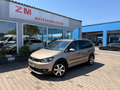 Gebraucht VW Touran Cross 140 PS (102 kW) 2012 Beige Van / Kleinbus
