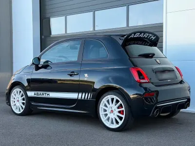 Gebraucht Abarth 695 Esseesse 180 PS (132 kW) 2022 Schwarz Kleinwagen