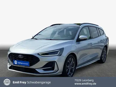 Gebraucht Ford Focus ST-Line X 155 PS (114 kW) 2024 Silber Limousine