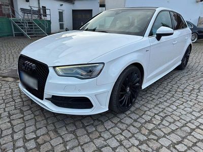 Gebraucht Audi A3 S-Line 150 PS (110 kW) 2015 Weiß Kleinwagen