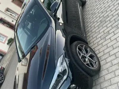 Gebraucht BMW X1 Sport Line 150 PS (110 kW) 2018 Schwarz SUV