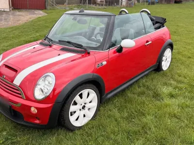 Usata Mini Cooper S Cabriolet 170 CV (125 kW) 2006 Rosso Cabrio