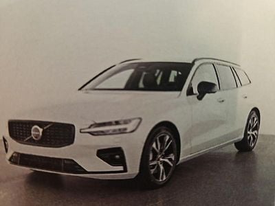 Gebraucht Volvo V60 Plus 197 PS (144 kW) 2025 Weiß Kombi