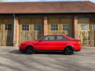 Begagnad Audi S2 Sport 300 HK (220 kW) 1991 Röd Sportkupé
