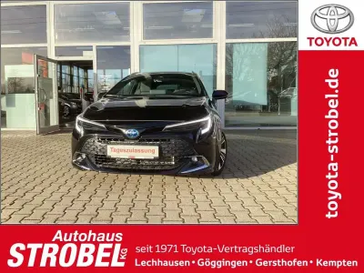 Nowe Toyota Corolla 196 KM (144 kW) 2025 Czarny Kombi