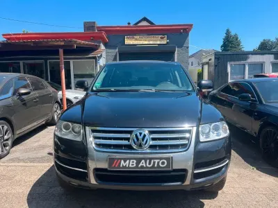 Gebraucht VW Touareg 174 PS (127 kW) 2006 Rot SUV